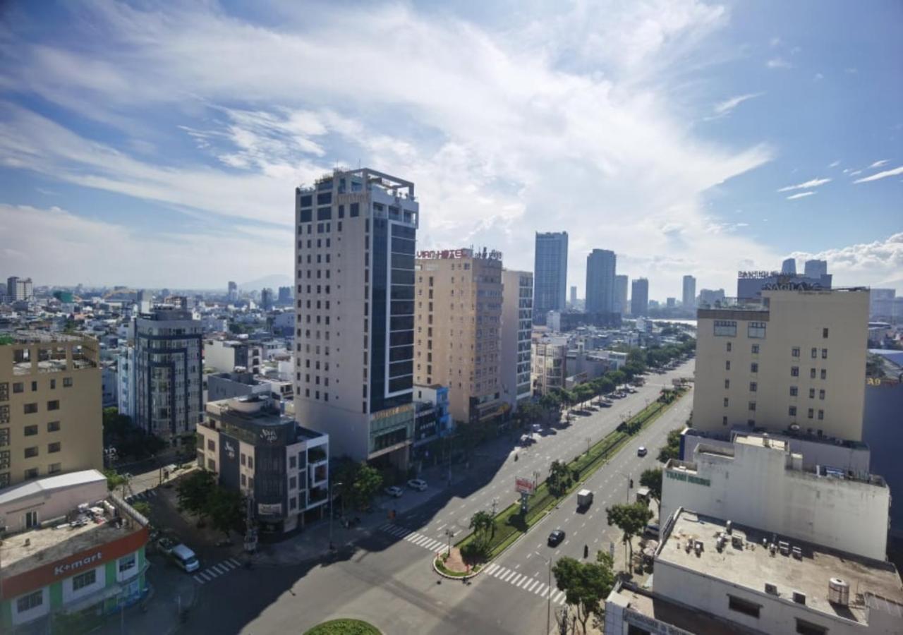 Adina Hotel Da Nang Buitenkant foto