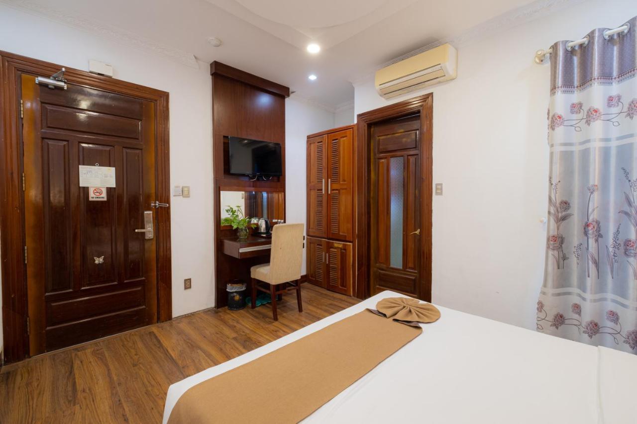 Adina Hotel Da Nang Buitenkant foto