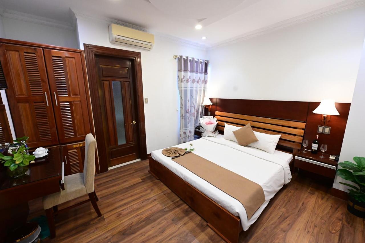 Adina Hotel Da Nang Buitenkant foto