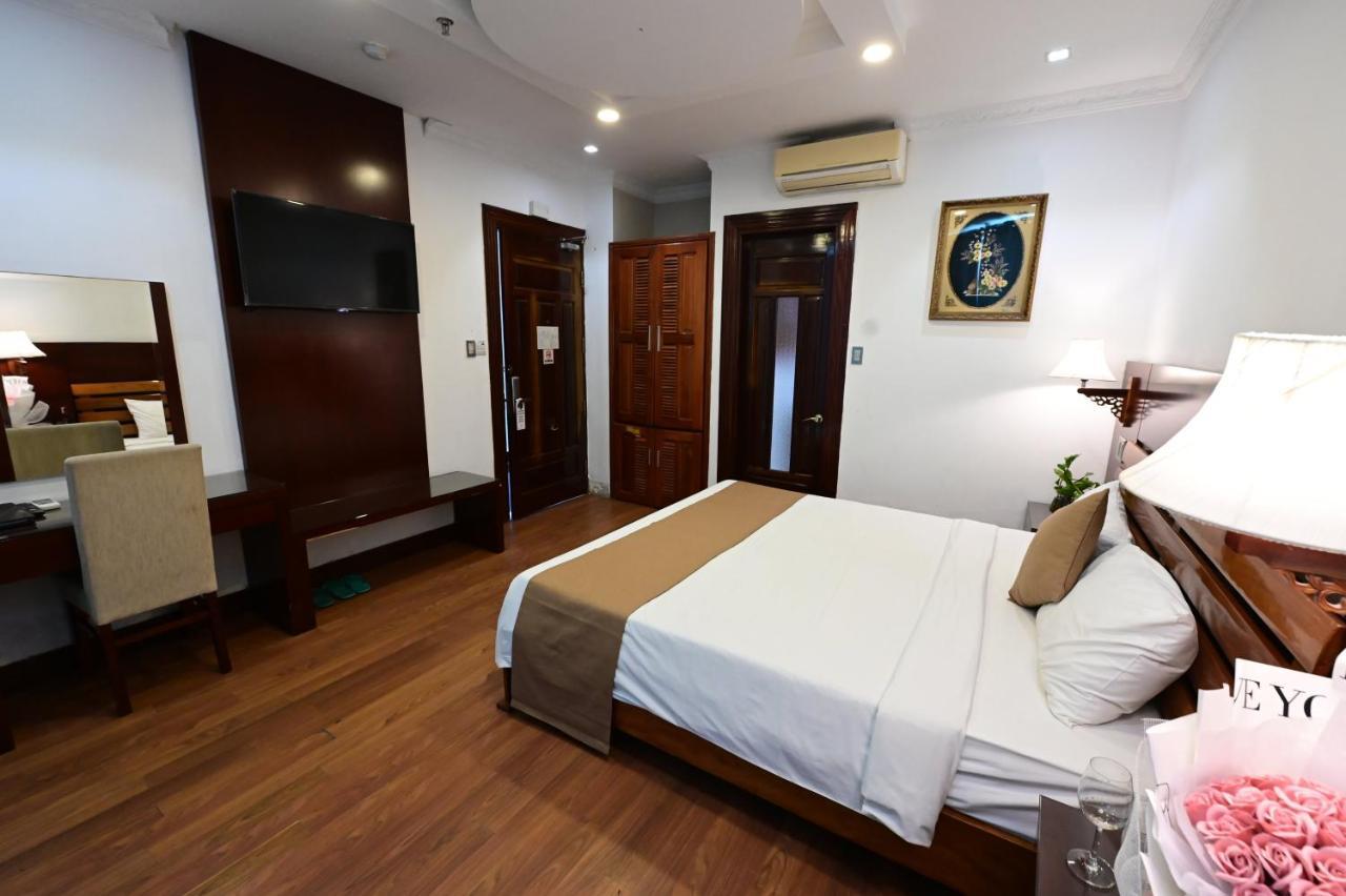 Adina Hotel Da Nang Buitenkant foto