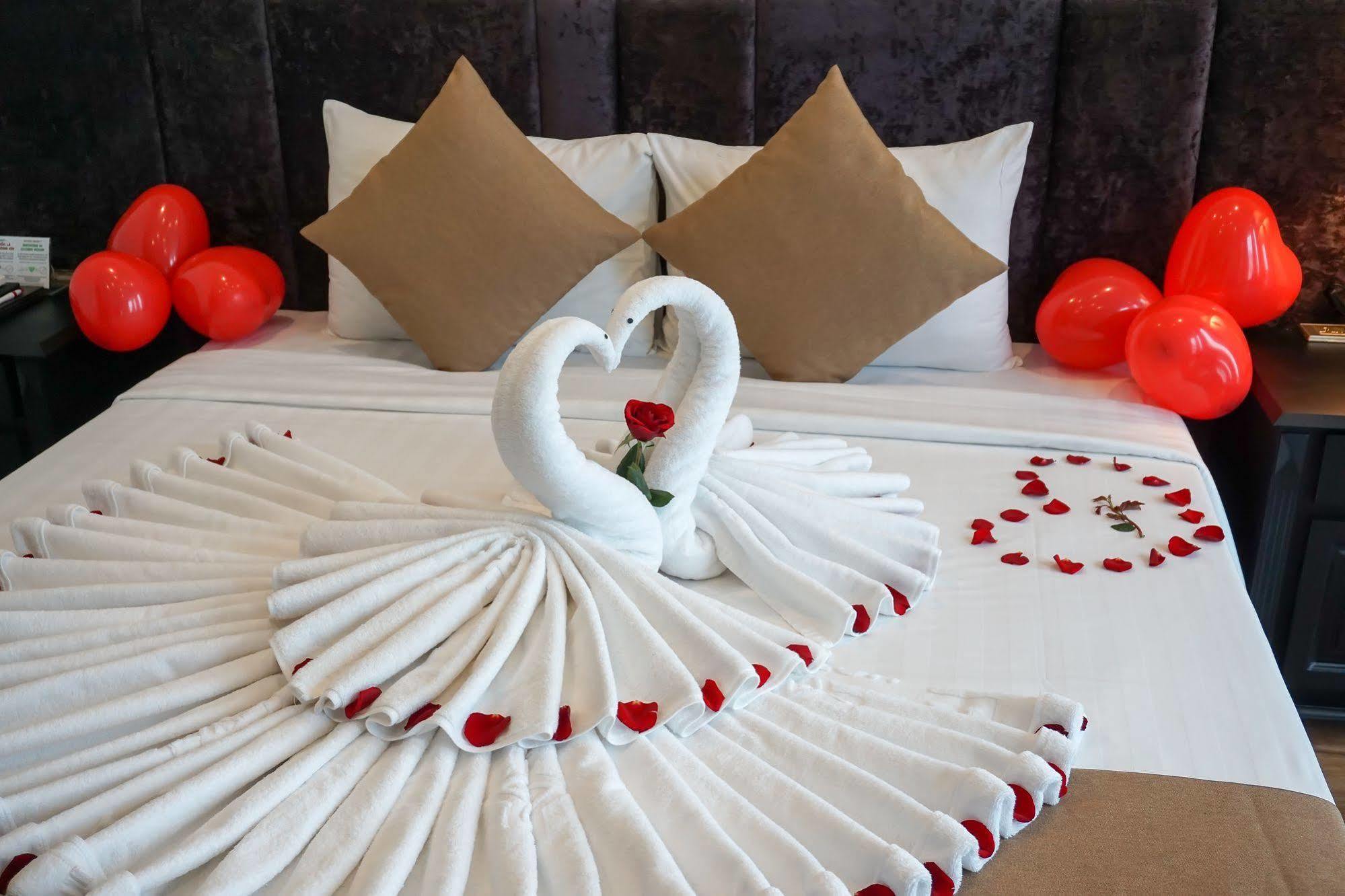 Adina Hotel Da Nang Buitenkant foto